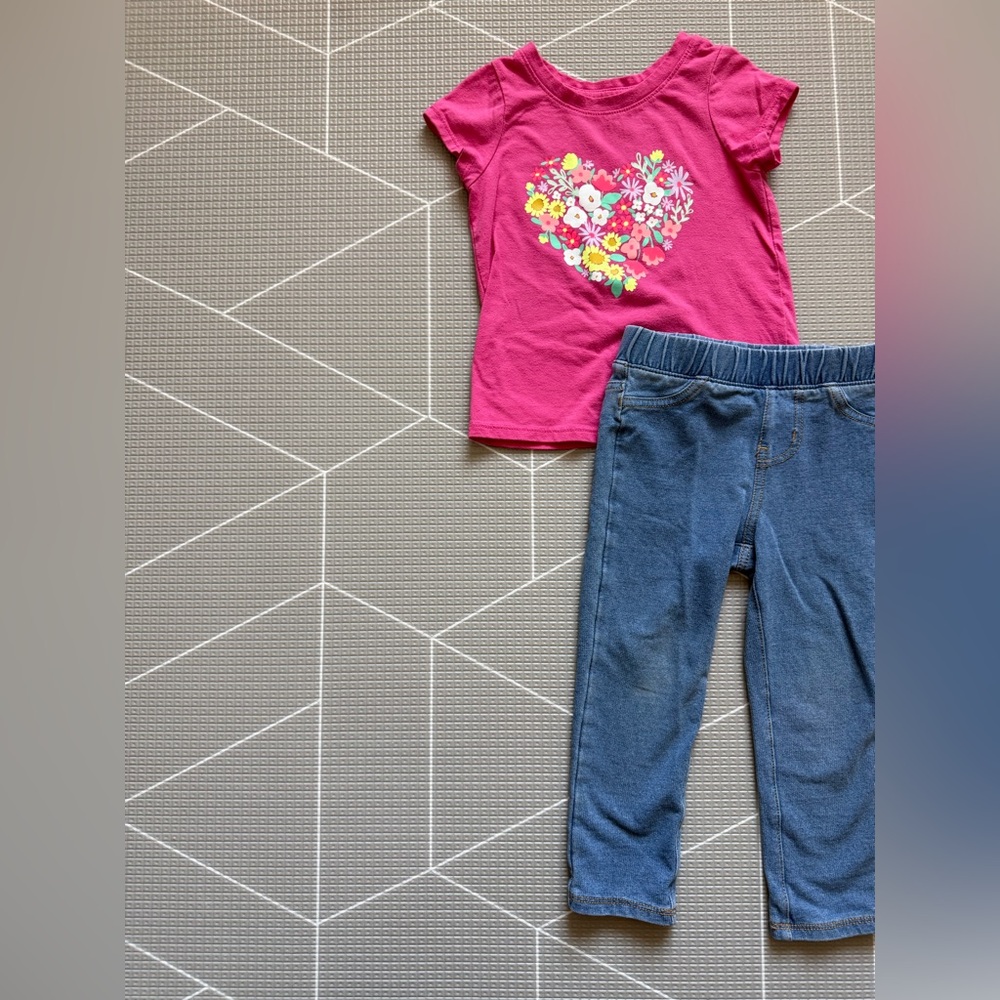 Cat & Jack|Baby girl/toddler set Pink Floral Heart Tee with Denim Jeggings•••2T